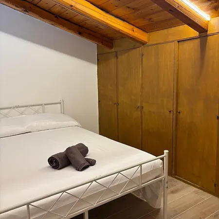 Modern 2-bedroom Flat With Balcony & View * 希克利