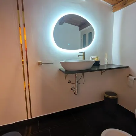 公寓 Modern 2-bedroom Flat With Balcony & View 希克利